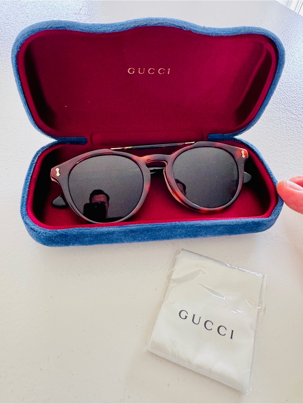 Gucci Tortoiseshell Frame Sunglasses with Black Lenses